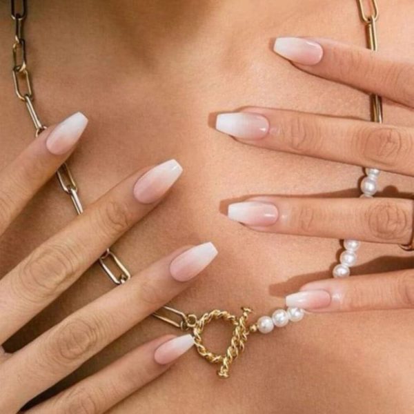 24 Pcs Nails Natural Delicate & Comfortable - Image 2
