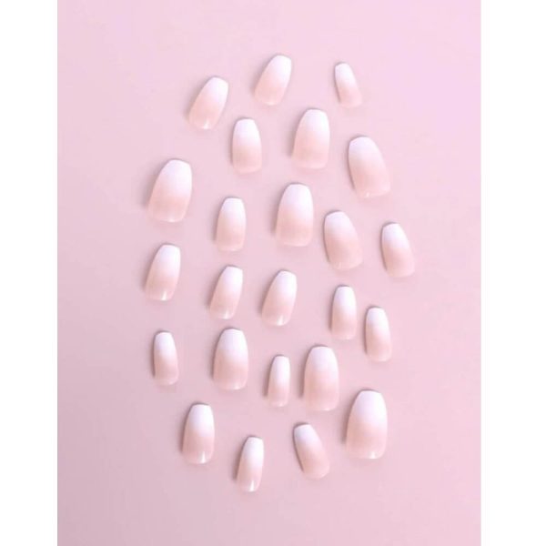 24 Pcs Nails Natural Delicate & Comfortable - Image 3