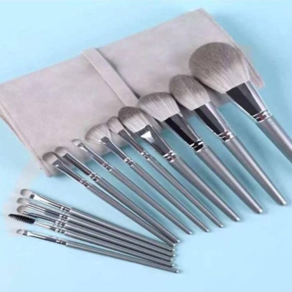 14 Gray Makeup Brushes Complete Set In A Large Leather Portable Makeup Case - Image 3